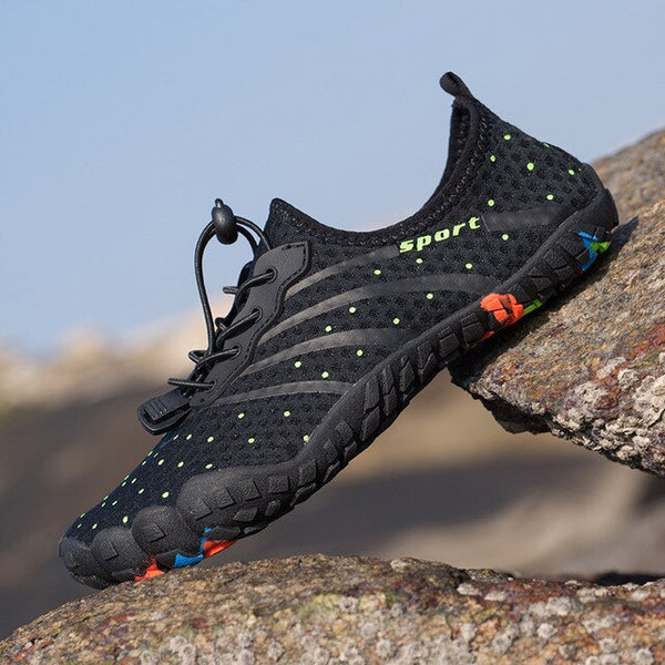 2019 Summer Water Shoes for Men Women Beach Sneakers Sports Shoes Outdoor Swimming On-surf Gym Yoga Fitness Mesh Aqua Shoes