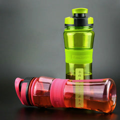 550ml Plastic Shaker Bottles Portable Sports Water Bottle With Infuser Flip Lid For Hiking Bicycle Cycling Camping Gym Running